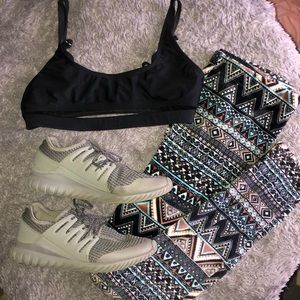 🍑3 FOR $25🍑 Velvet Aztec Print Leggings